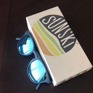 Sunski Black Polarized sunglasses